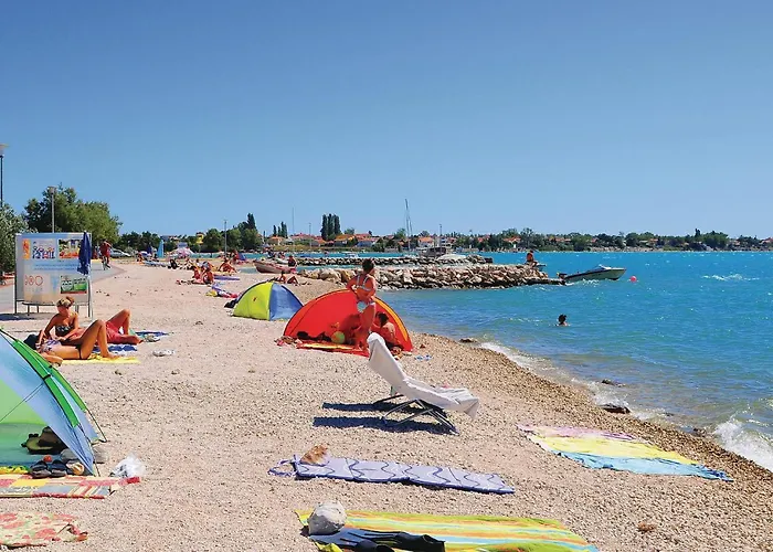 2 Bedroom Awesome In 아파트